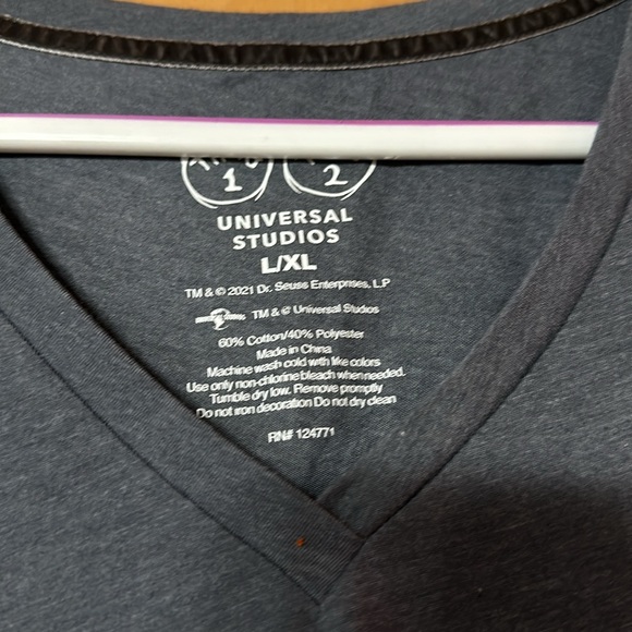 Universal studios night gown new with tag - Picture 3 of 3